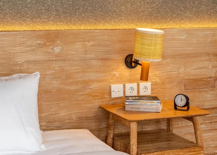 Apartahotel Aresty 3 Bedroom Canggu