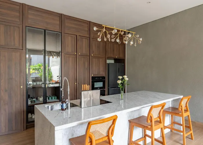 Aresty 3 Bedroom Apartahotel Canggu