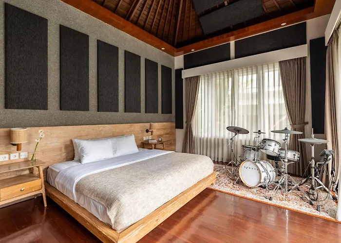 Aresty 3 Bedroom Canggu