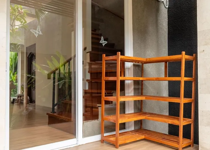 Apartahotel Aresty 3 Bedroom Canggu