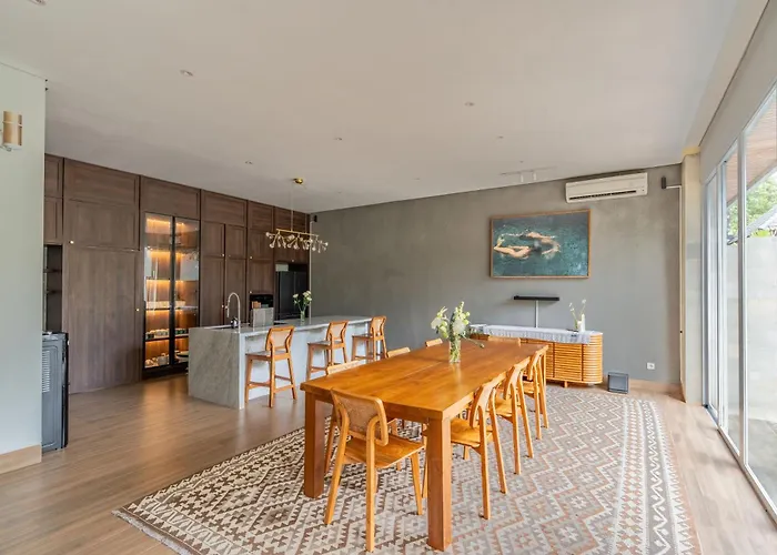 Aresty 3 Bedroom Canggu