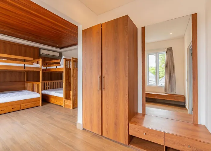Aresty 3 Bedroom * Canggu